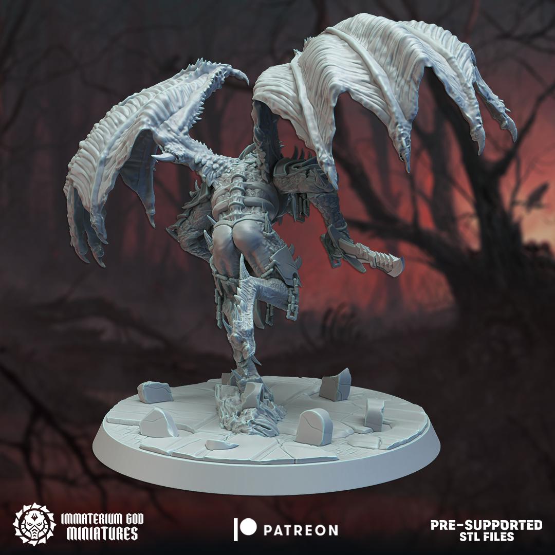 Vampire Queen | Bloodfang Legion | Immaterium God Miniatures | 12K Prints